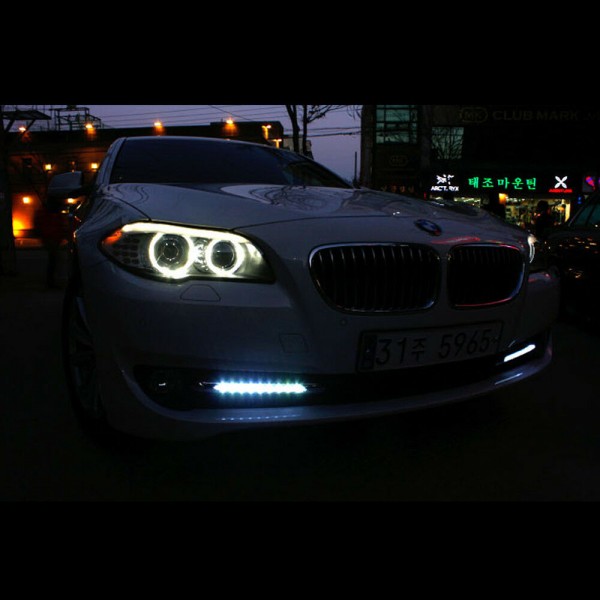 2pcs For BMW 5 Series F10 F18 2009-2013 6000K White Light LED Daytime Driving Running Light DRL Car Fog Lamp