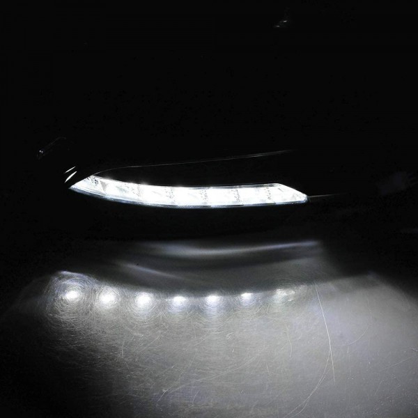 Car LED Fog Light DRL Daytime Running Lights for Mercedes-Benz W204 C-Class C300 AMG Sport 2008 2009 2010